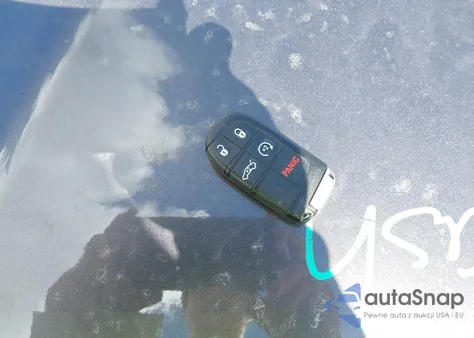 2015 Dodge Challenger R/T Plus из США, поврежденный, VIN 2C3CDZBTXFH740340